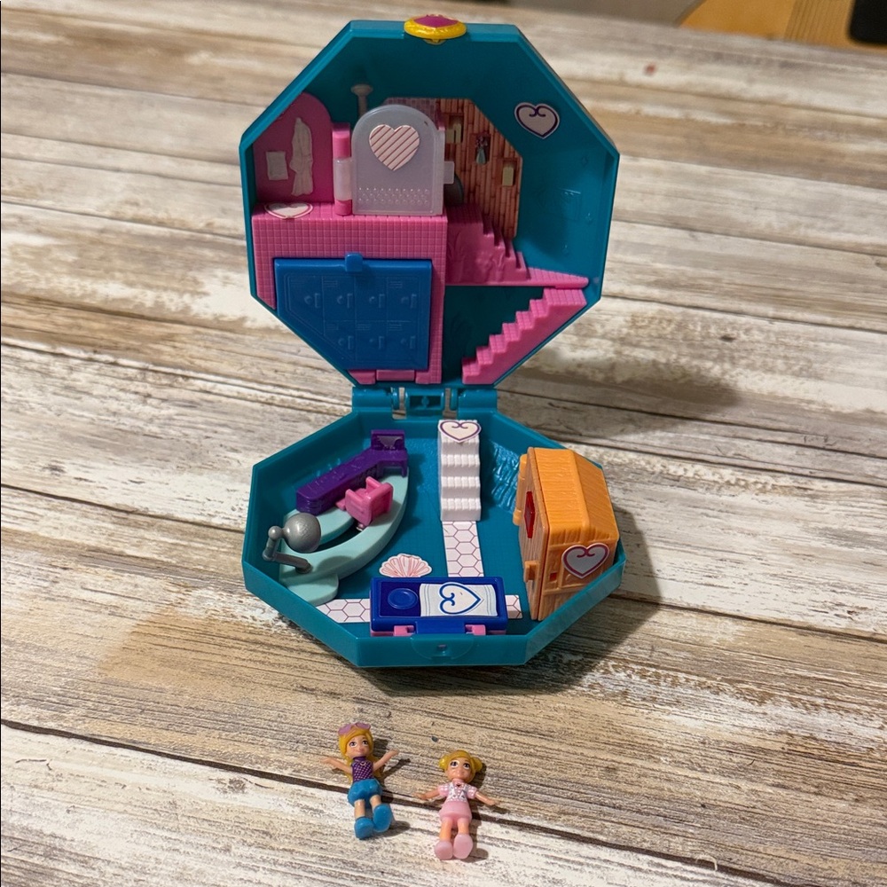 Teal and Pink Dollhouse Playset